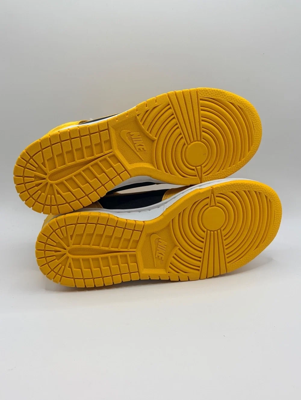 Nike Dunk High Satin Goldenrod Size 6 women’s
